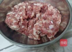 猪肉韭菜水饺的做法图解2
