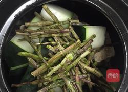鲜石斛煲冬瓜薏米芡实汤的做法图解4