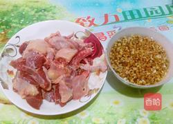 老鸽炖参汤的做法图解2