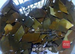 海带黑豆骨头汤的做法图解2