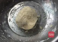 Illustration of how to make scallion pancakes 3