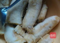 香蕉饼的做法图解1