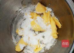 奶香曲奇饼干的做法图解1