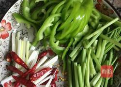 干煸鱿鱼须的做法图解1