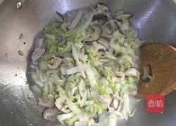 三丝春卷的做法图解3