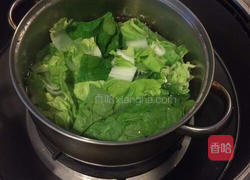 白菜豆腐圆子汤的做法图解3