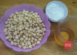 自制莲蓉馅的做法图解1