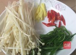 清蒸鲈鱼的做法图解1