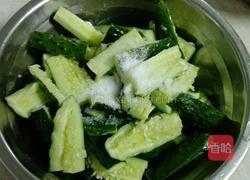 凉拌青瓜的做法图解3
