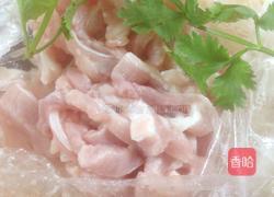 咸菜炒板筋的做法图解2