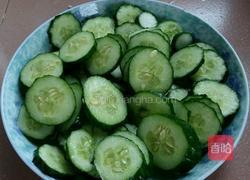 黄瓜黑木耳炒鸡蛋的做法图解3