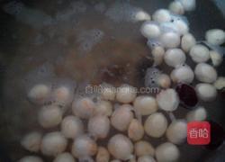 莲子枸杞粥的做法图解4