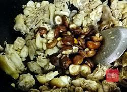冬菇煮鸡肉的做法图解10