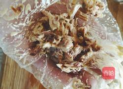 金枪鱼紫菜包饭的做法图解6