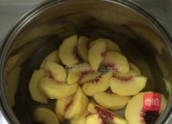 黄桃罐头的做法图解4