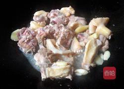 白萝卜炖鸭的做法图解4