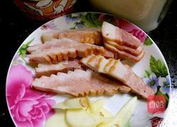 香菇培根炒时蔬的做法图解1