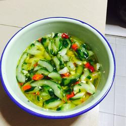 酸辣黄瓜的做法[图]