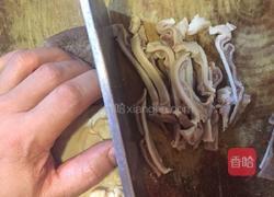银杏猪肚浸腐竹的做法图解2
