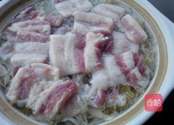 酸菜猪肉炖粉条的做法图解6
