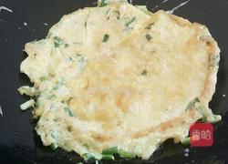 葱花煎鸡蛋的做法图解5