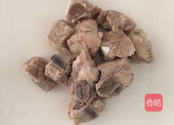 虾仁排骨罗卜汤的做法图解4