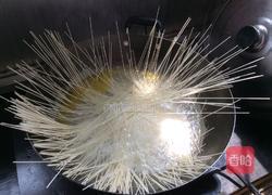 火腿面条的做法图解3