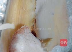 鱼翅响螺猪骨头汤的做法图解1