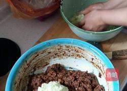 猪肉大葱饺子馅的做法图解7