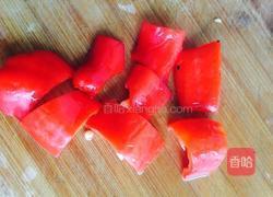 木耳炒西芹的做法图解3