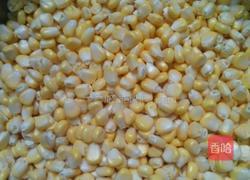 炒玉米粒的做法图解1