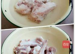 莲子百合淮山蜜枣猪筒骨汤的做法图解6