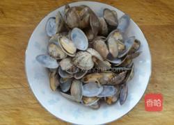 蛤蜊丝瓜汤的做法图解2