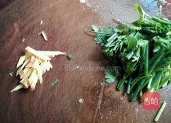 白豆腐鲫鱼汤的做法图解4