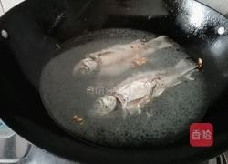 白豆腐鲫鱼汤的做法图解7