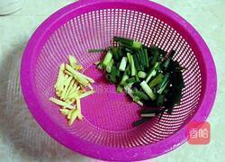 莲藕焖猪脚的做法图解4