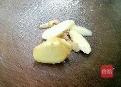 莲藕焖猪脚的做法图解3