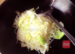 土豆炒卷心菜的做法图解5