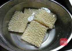 蕃茄鸡蛋拌面的做法图解3