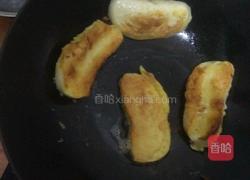 鸡蛋煎馍片的做法图解3