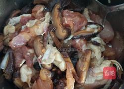 荷叶糯米鸡的做法图解2