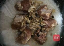 电饭锅焖排骨饭的做法图解2