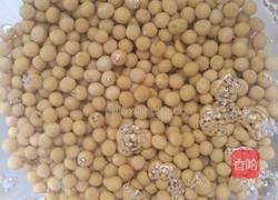 凉拌黄豆的做法图解1