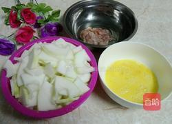 节瓜鸡蛋瘦肉汤的做法图解2