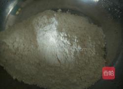 香菇肉馅包的做法图解1