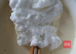 自制鲜奶蛋糕🎂的做法图解11