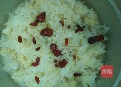 冰糖银耳红枣羹的做法图解5