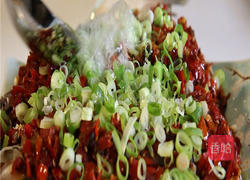 剁椒鱼头的做法图解7