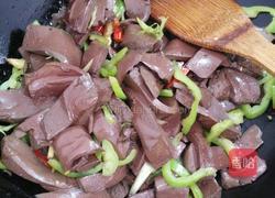 猪血炒豆腐的做法图解7