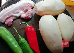 辣椒炒莲藕的做法图解1